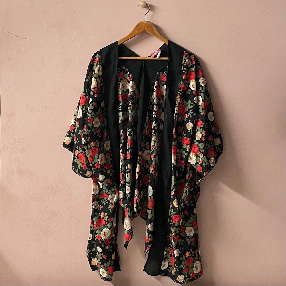 Shasa Black Red & Cream Rose Print Kimono Size S GUC